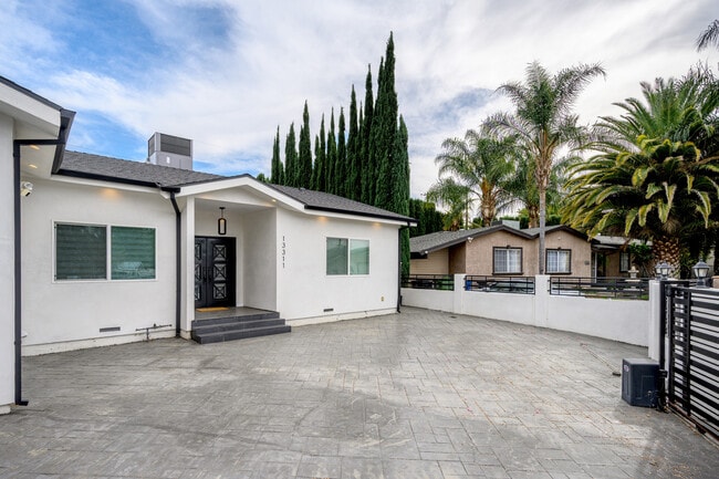 Photo - 13311 Wixom St Casa