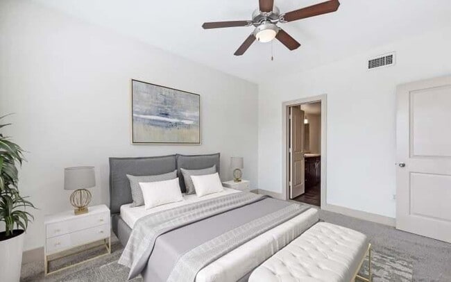 Photo - 13838 The Lakes Blvd Unit A1