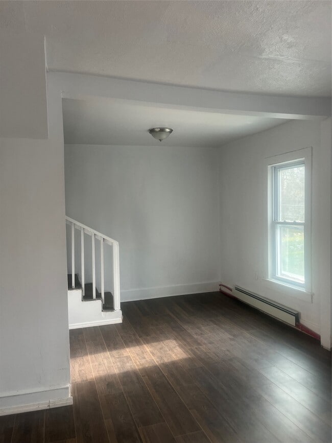 Photo - 127 Burbank Ave Unit 2