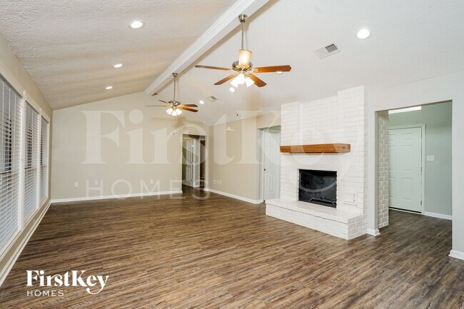 Photo - 15603 Sandy Hill Dr