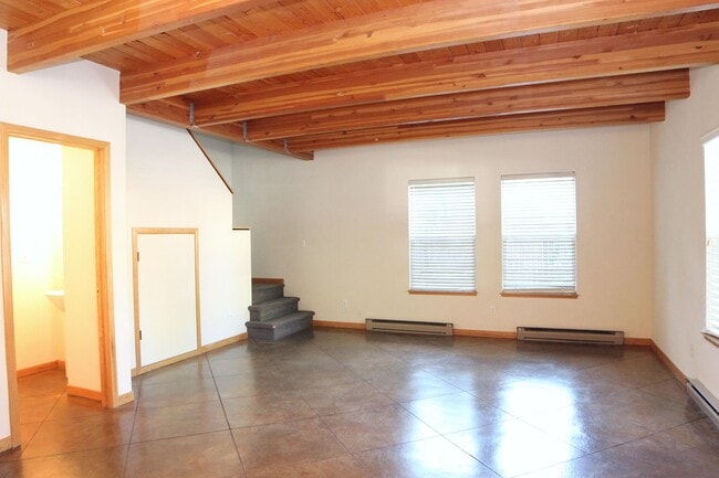 Photo - 209 W Mulberry St Unit #7