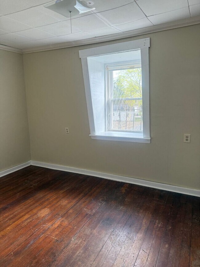 Photo - 104 Mechanic St Unidad C