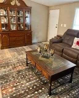 Photo - 112 Pine Knot Trail