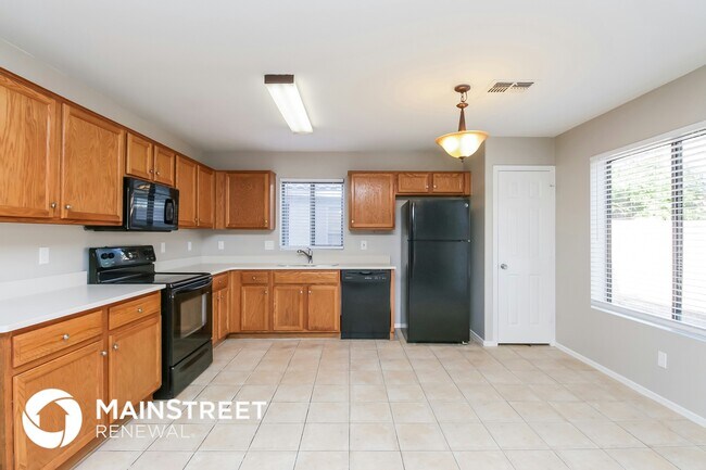 Photo - 2221 N 105th Ave