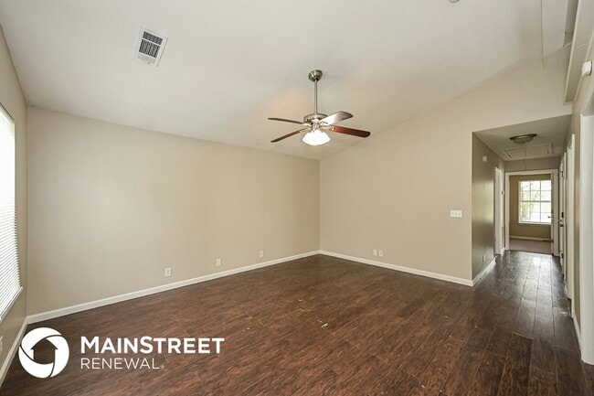 Photo - 4205 Laurenwood Dr