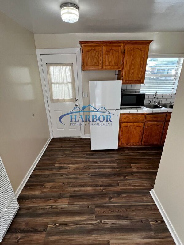 Photo - 1504 Madrid Ave Unit 4