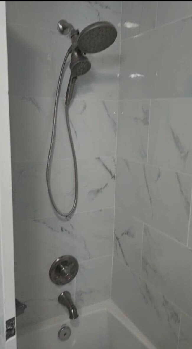 Photo - 416 Division Ave NE Unidad Beautiful Renovated 3bed