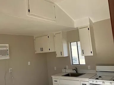 Photo - 317 S Broadway Unit B