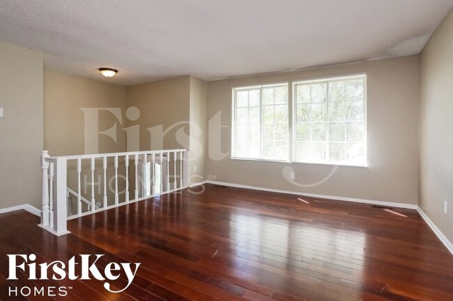 Photo - 4321 Castle Heights Dr