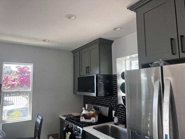 Photo - 7600 Coldwater Canyon Ave