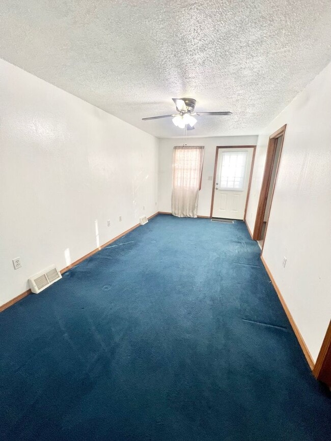 Photo - 209 E Wynoka St Unit Apt #4