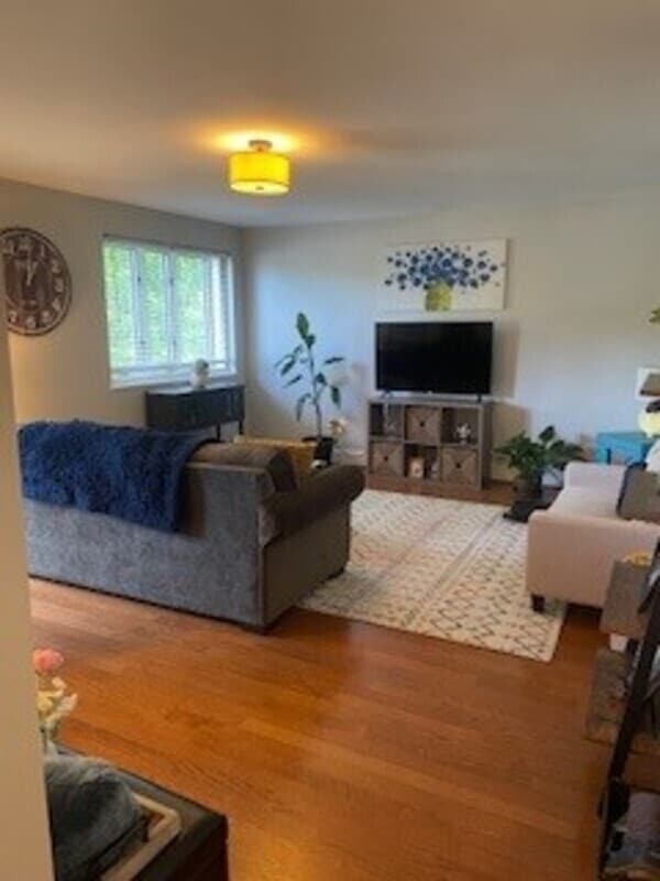 Photo - 2427 Vail Ave Unidad B20 Rental