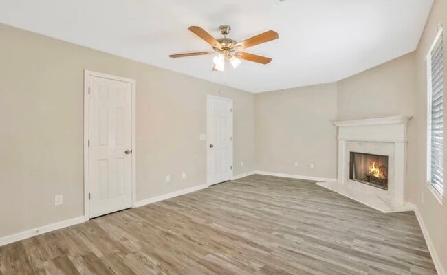 Photo - 2202 Clayton Ridge