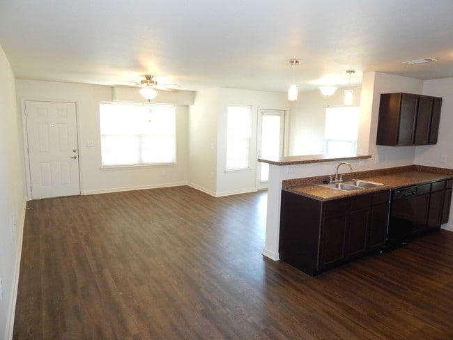 Photo - Residences of Gallatin