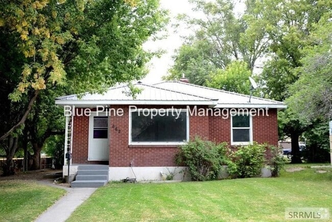 Building Photo - 662 K St Rental