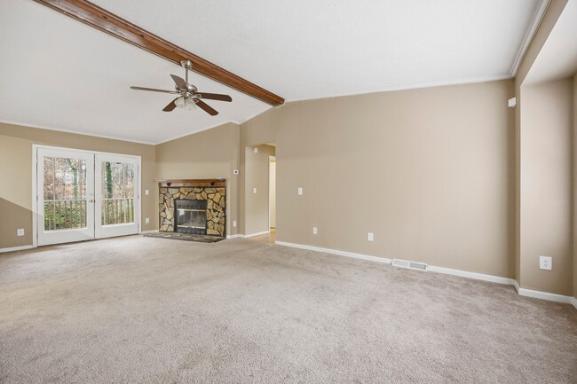 Photo - 4434 Janice Dr SW