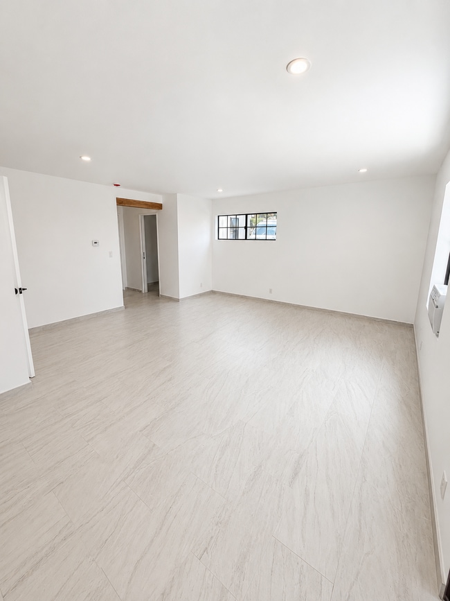 532 E Arrellaga St Unit A