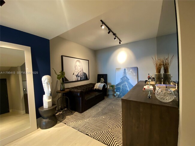 Photo - 888 Biscayne Blvd Unidad 2405