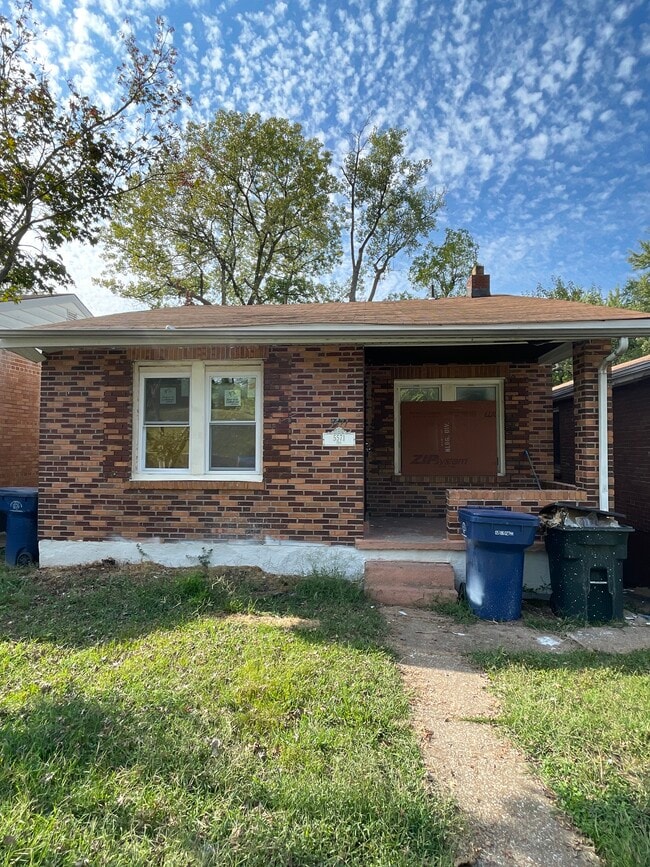 Photo - 5571 Era Ave