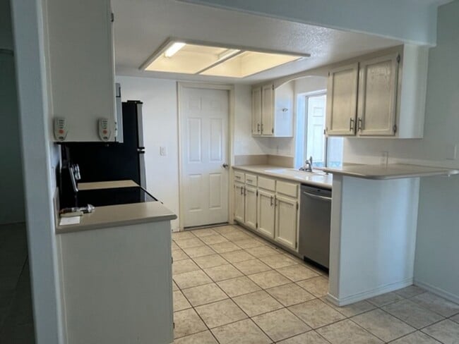 721 Delta Dr Unit A