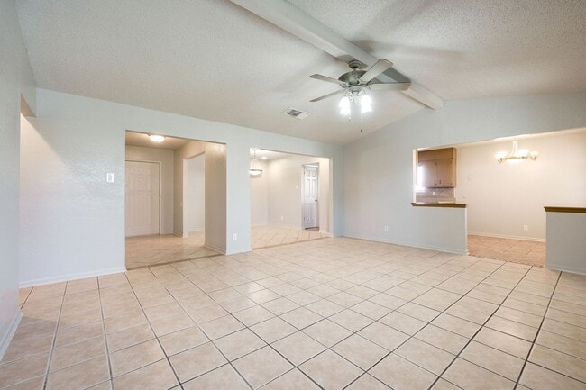 Photo - 1703 Kingman Rd