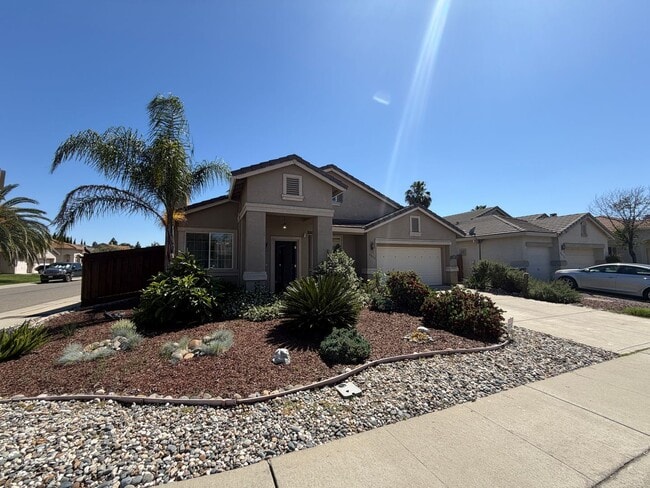 Photo - 3 Bedroom + office | 2 Bathroom | Single Family Home