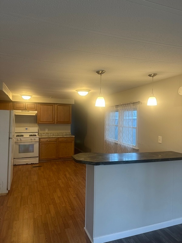 Photo - 134 Lakeside Ave