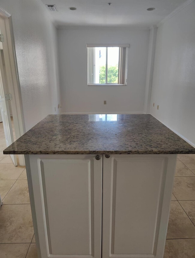 Photo - 629 SW 2nd St