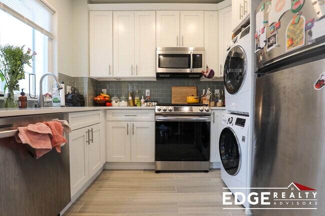 Photo - 10 Cottage St Unit 3