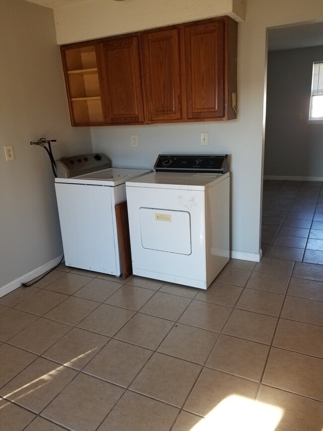 718 Demaret Dr Unit 718-A Demaret