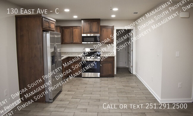 Photo - 130 East Ave