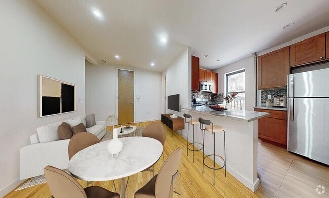 Building Photo - 32nd Street Unit 3 Rental