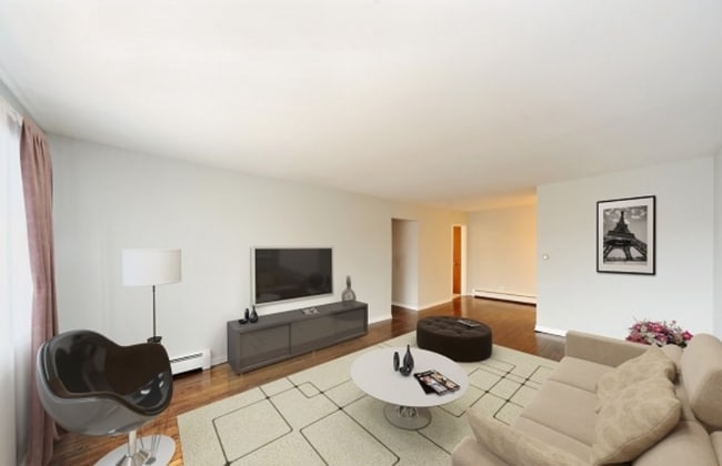 951-951 Waukegan Rd Unit 1 Bedroom