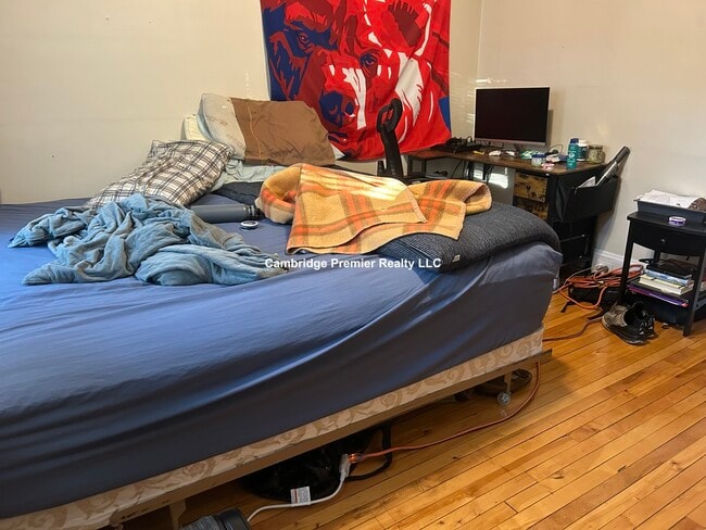 Photo - 12 Fairfax St Unit 2