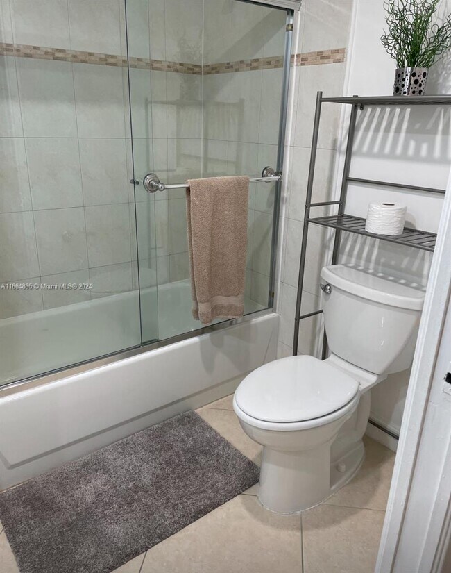 Photo - 19601 E Country Club Dr Unit 7501