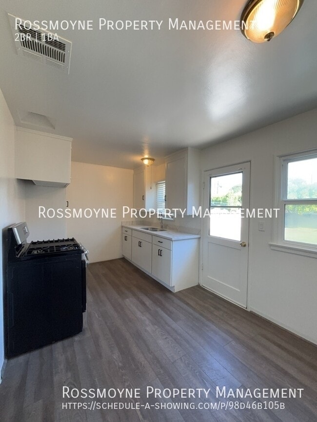 Photo - 3107 Jeffries Ave