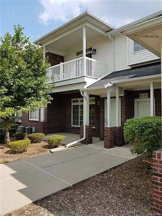 Beautiful Ranch 2 bed/2 bath Condominium - Beautiful Ranch 2 bed/2 bath Condominium