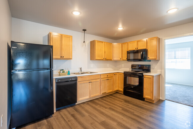 Unit 311 - 3 BR 2 BR 1120 SF - The Boundary Apartments