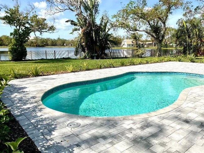 Photo - 4230 Shady Oaks Ct