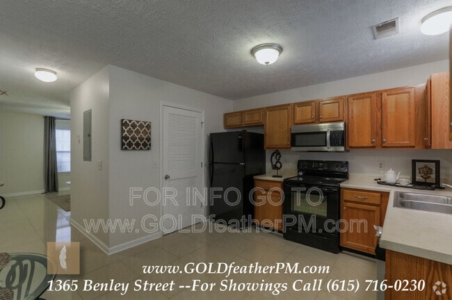 Building Photo - 1351 Benley St Rental