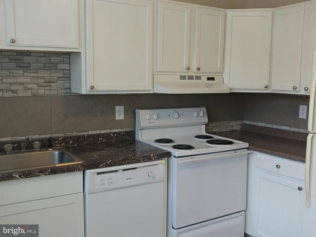 Photo - 3 Bedroom 1.5 Bathroom Townhouse in Edgewood, MD