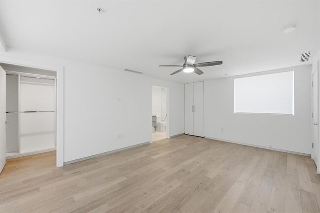 Photo - 714 NE 16th Ave