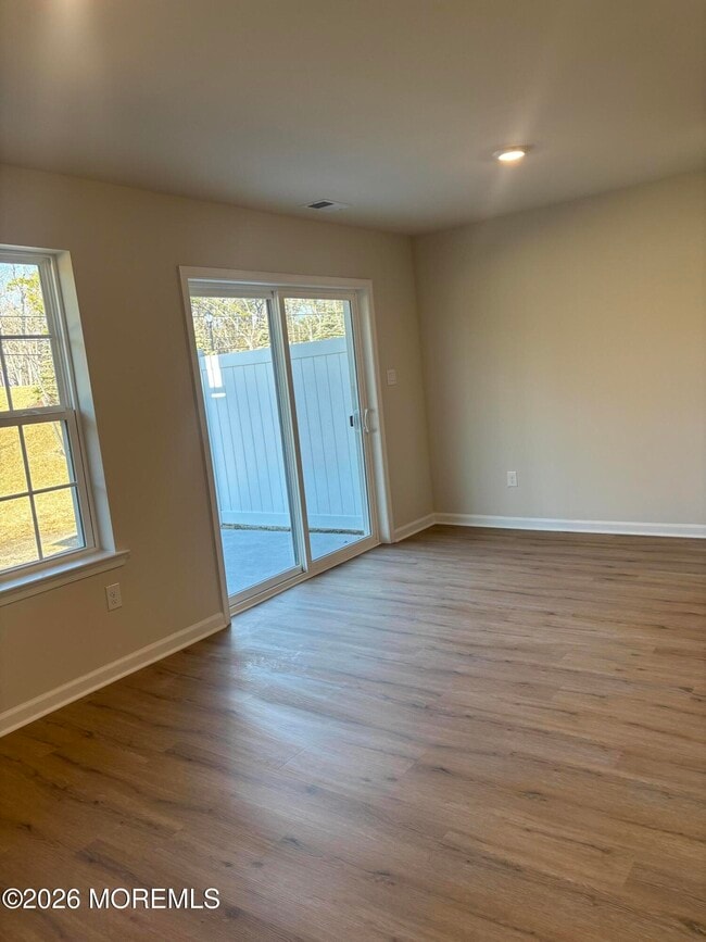 Photo - 17 Bay Breeze Dr