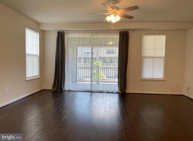 Photo - 43373 Southland St