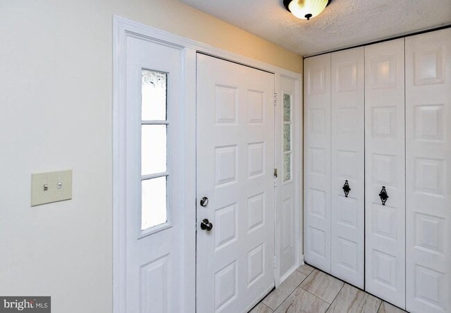 Photo - 8100 Irwell Ct