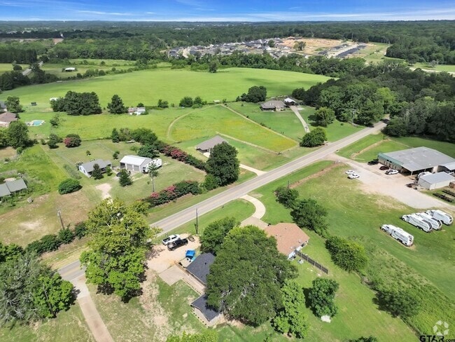 Building Photo - 15106 County Rd 431 Rental