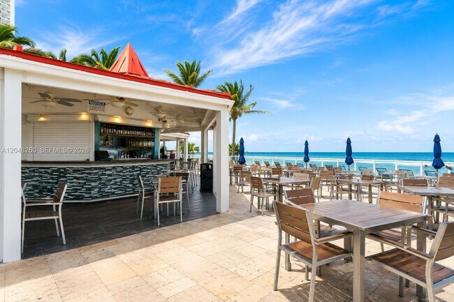 Photo - 19201 Collins Ave Unit 441