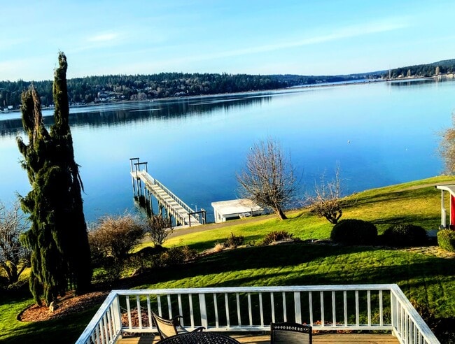 Private waterfront house with dock.  Rented furnished - 7107 120th St NW Rental