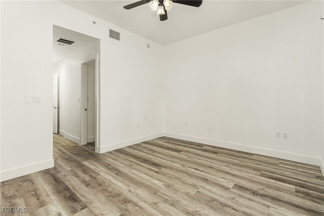 Photo - 2110 W First St Unit 103