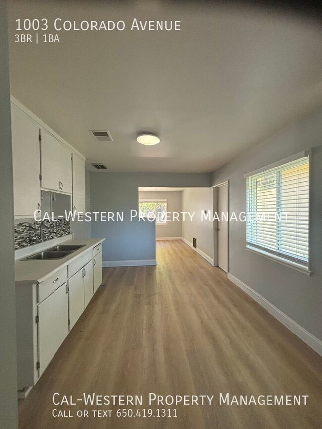 Building Photo - 1003 Colorado Ave Rental